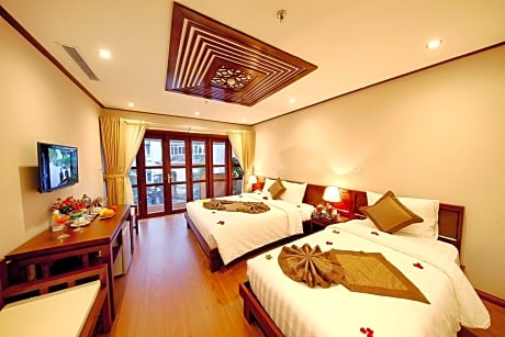 Deluxe Family Connecting Room