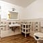 Giulio Cesare 14, Residence