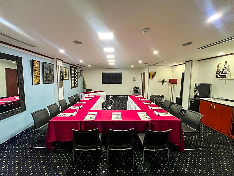 Accra City Hotel