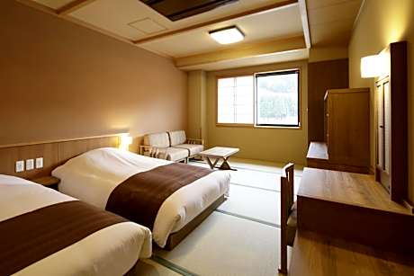 Twin Room with View