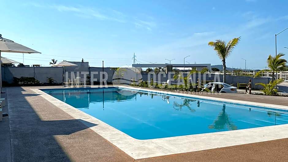 Lujo en Crystal Lagoons: Paraíso para la familia.