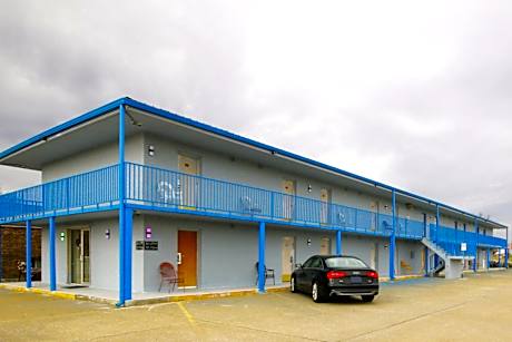 Marshall Lodge By OYO Hwy 65