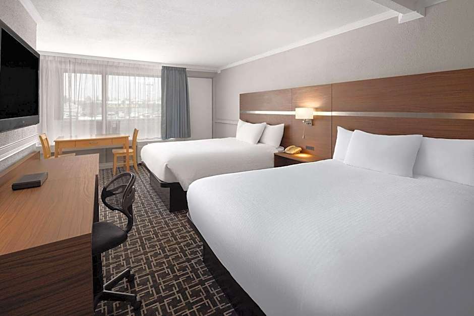 Baymont by Wyndham Edson