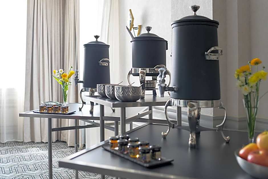 Hotel LeVeque, Autograph Collection by Marriott