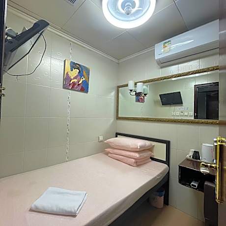 Single with Toilet Non-Smoking