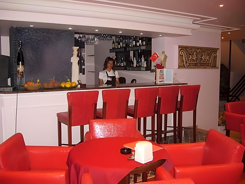 Temple Hotel