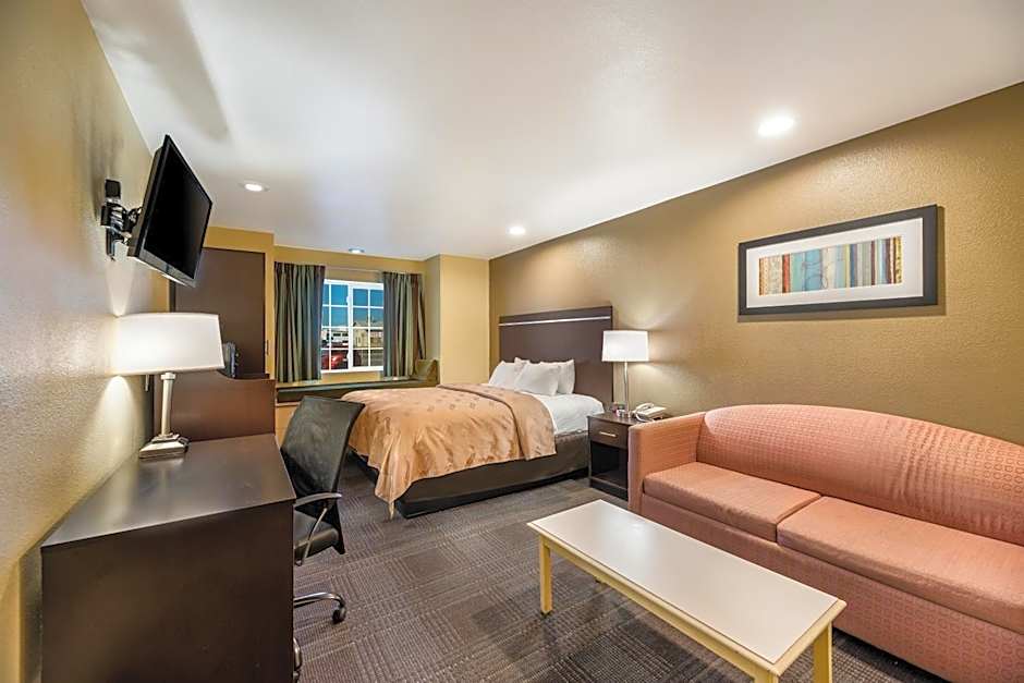 Quality Inn & Suites near NAS Fallon