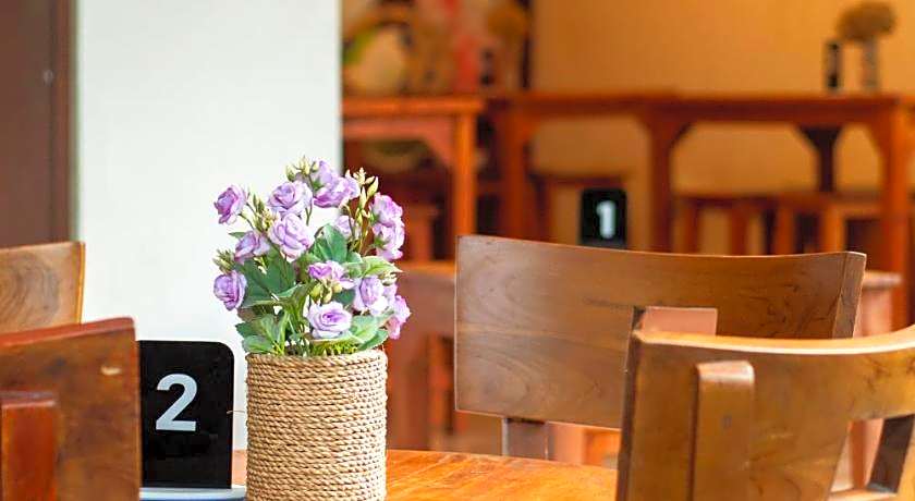 Miraa Guest House & Resto