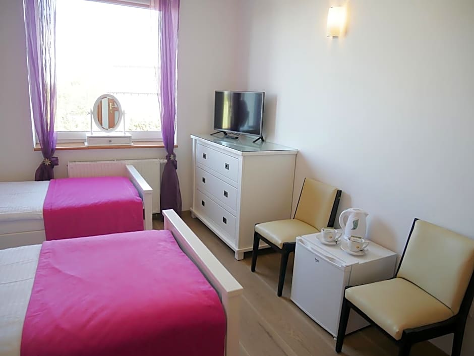 Słoneczny Dom pokoje i apartament na wynajem