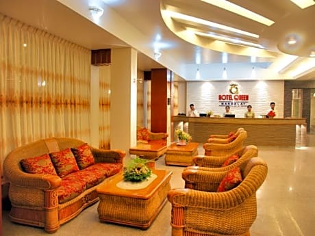 Hotel Queen Mandalay