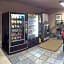 Hilltop Inn & Suites