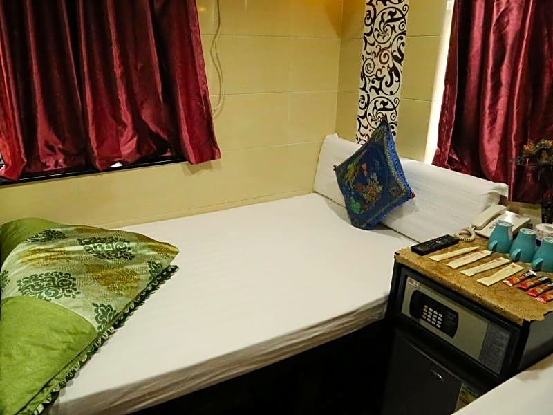 Everest Inn Guest House