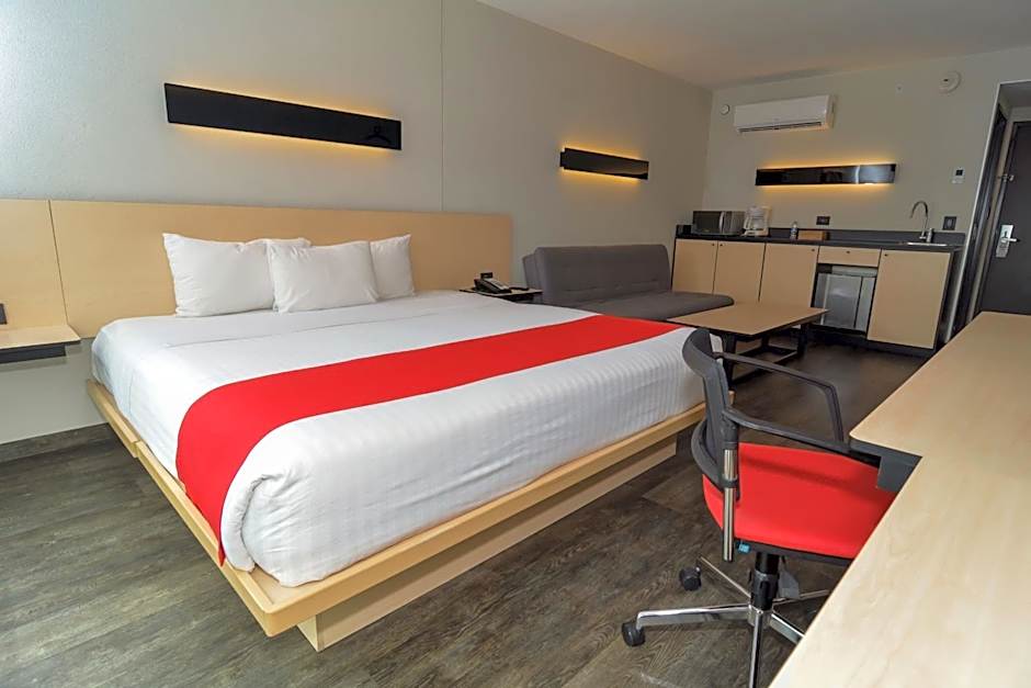 City Express Plus by Marriott Medellín Colombia