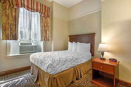 Double Room with Bath Tub - Disability Access/Non-Smoking