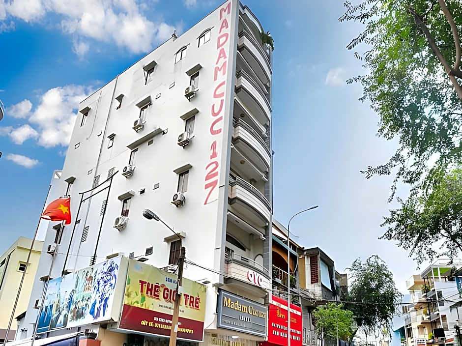 Collection O Madam Cuc Hotel