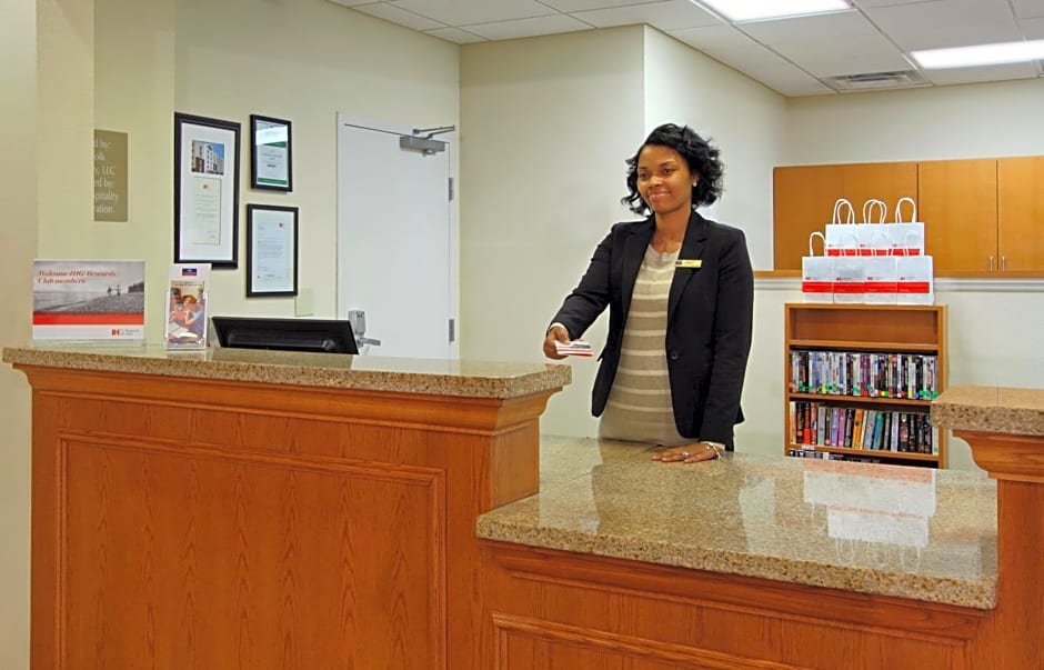 Candlewood Suites Norfolk Airport, an IHG Hotel