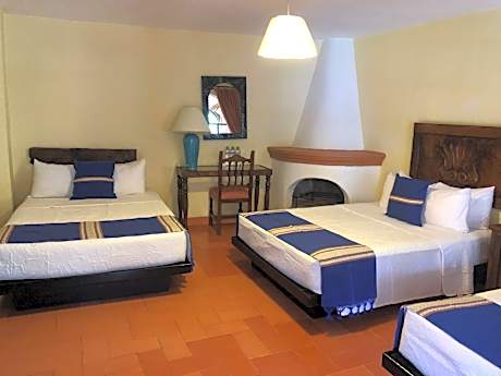 Family Room Three Beds