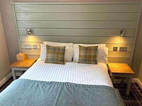 King Room with Loch View