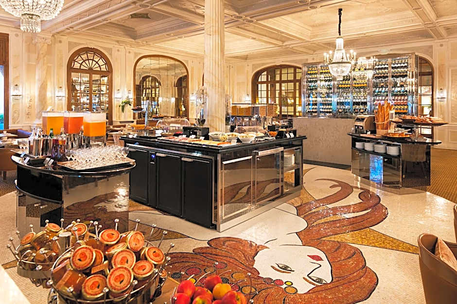 Hotel Barriere Le Normandy