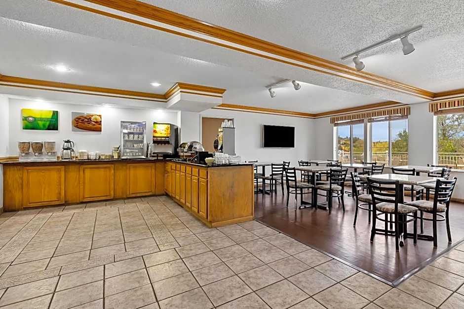 Quality Inn near Monument Health Rapid City Hospital