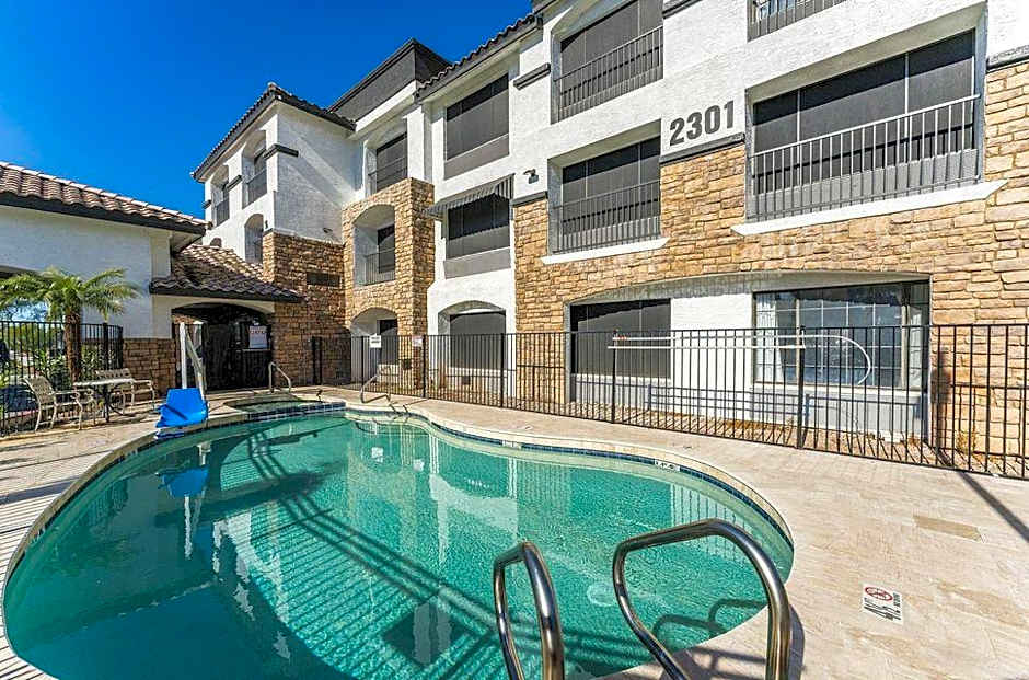 Metro Tempe Apartments