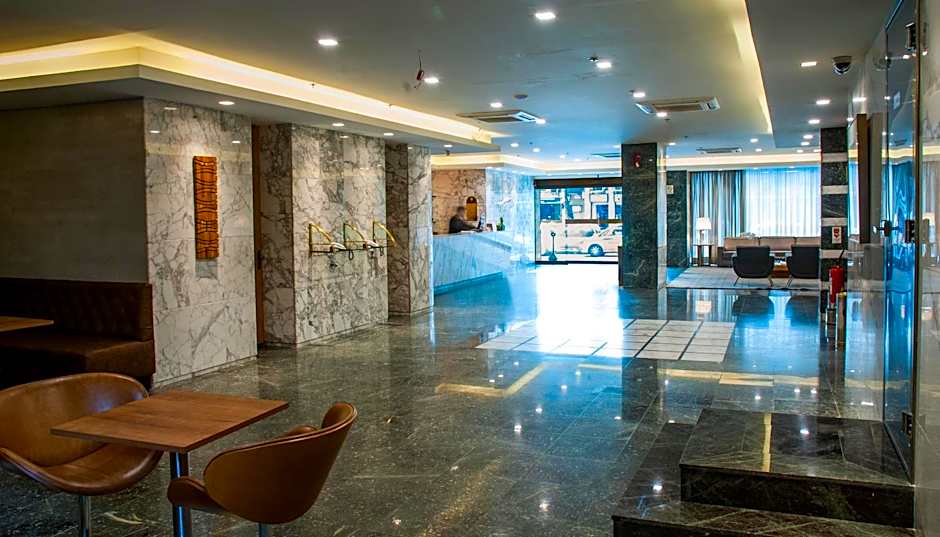 Mirasol Copacabana Hotel