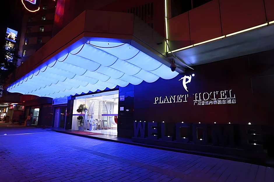Planet Hotel