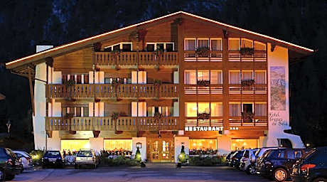 Hotel Crepes de Sela