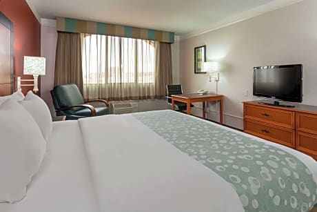 2 Double Beds Non-Smoking