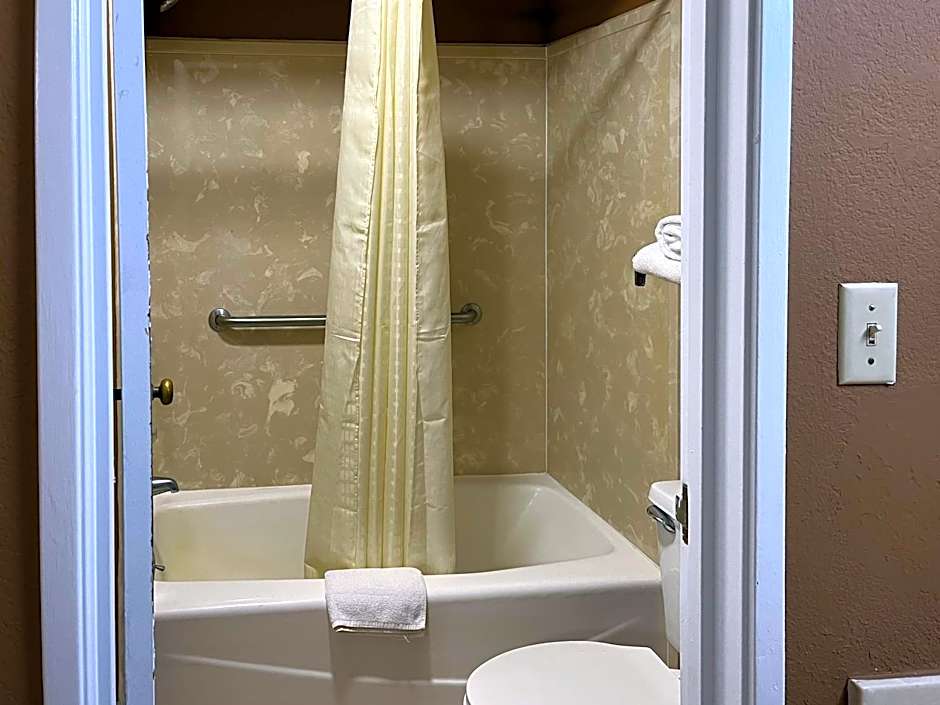 Studio 6 Millington TN