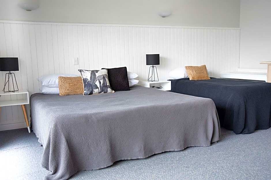 Raglan Sunset Motel and Conference Venue