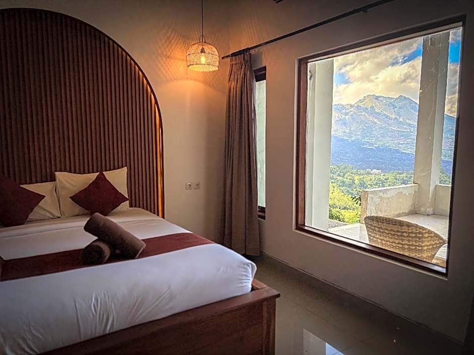 Caldera Hotel & Restaurant