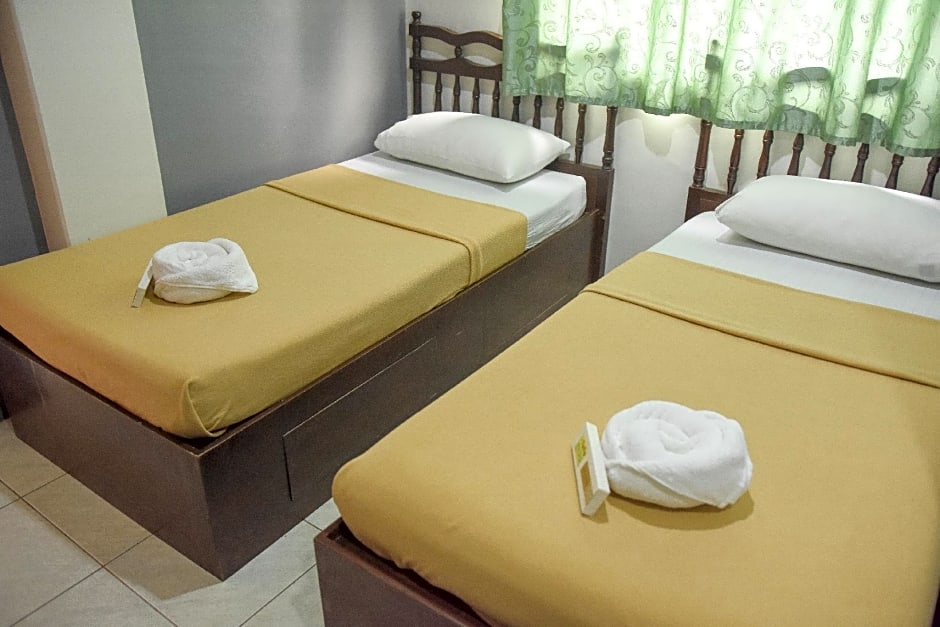 Tiptop Tower Suite Inn