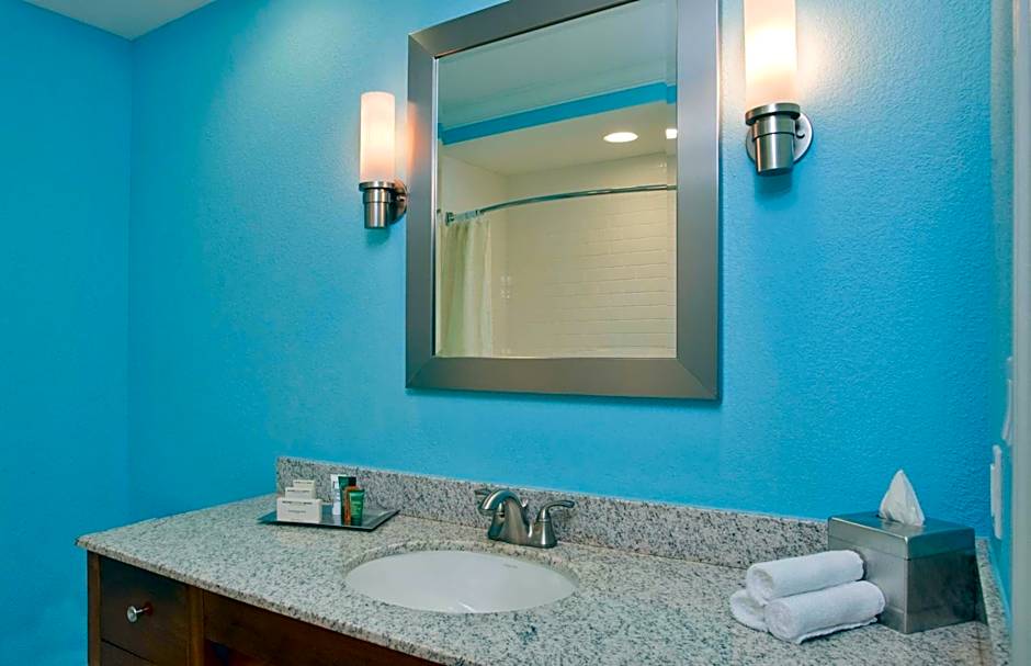 Hilton Pensacola Beach Gulf Front