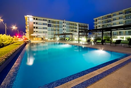 Real Colonia Hotel & Suites