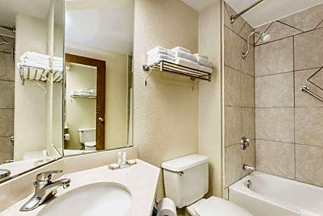 Double Room with Two Double Beds - Non-Smoking