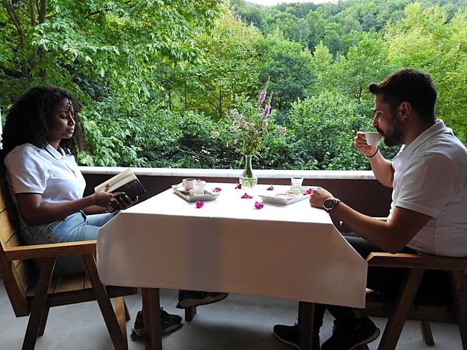 Feel & Live Hotel Villas Restaurant Sapanca