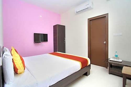 OYO 9419 Manu Residency