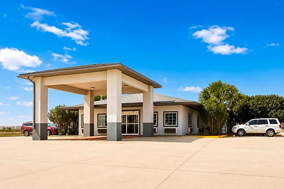Rodeway Inn Dilley I-35