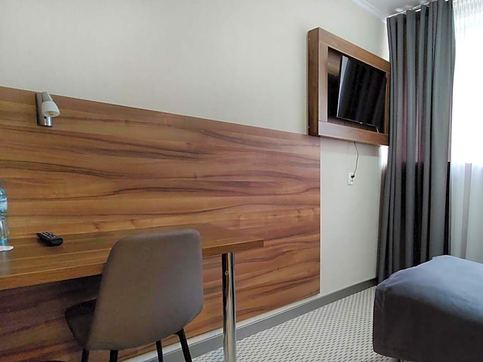 Diuna Beskidy Ustroń - dawny Kolejarz