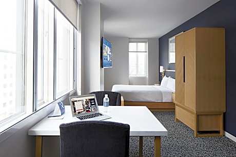 One Bedroom Suite with Kitchenette