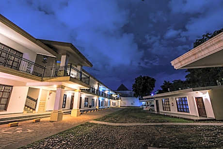 InHouse Select Hacienda Tres Rios