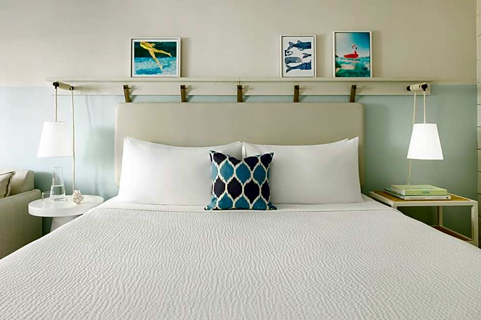 Blue Flamingo Resort Key West