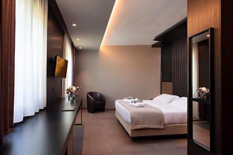 Executive Family Room