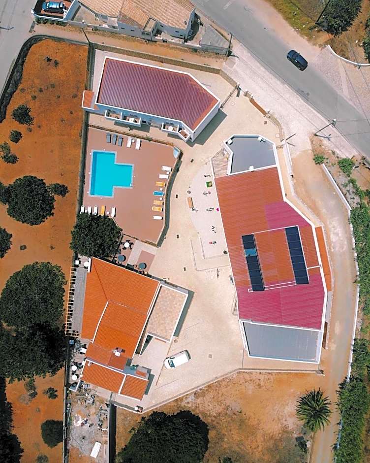 Sagres Sun Stay - Surf Camp & Hostel