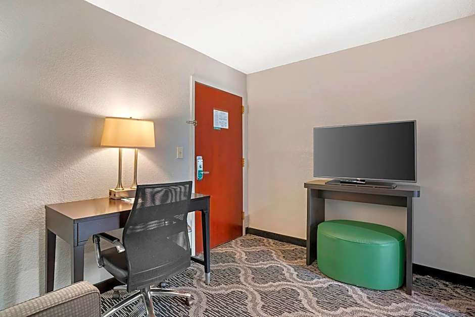 Quality Suites Pineville - Charlotte
