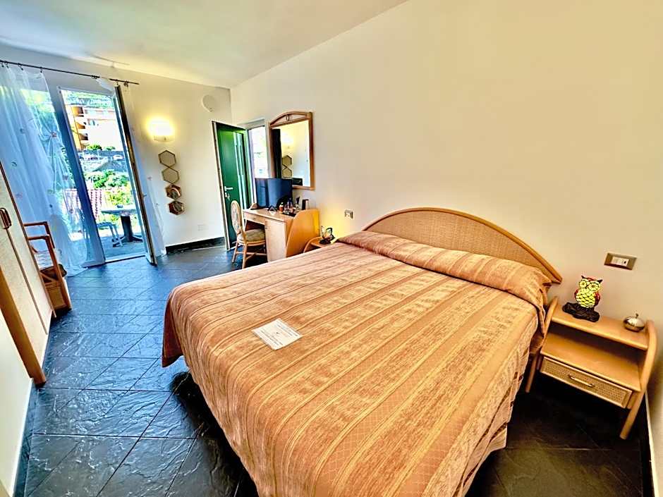 Cinqueterre Residence