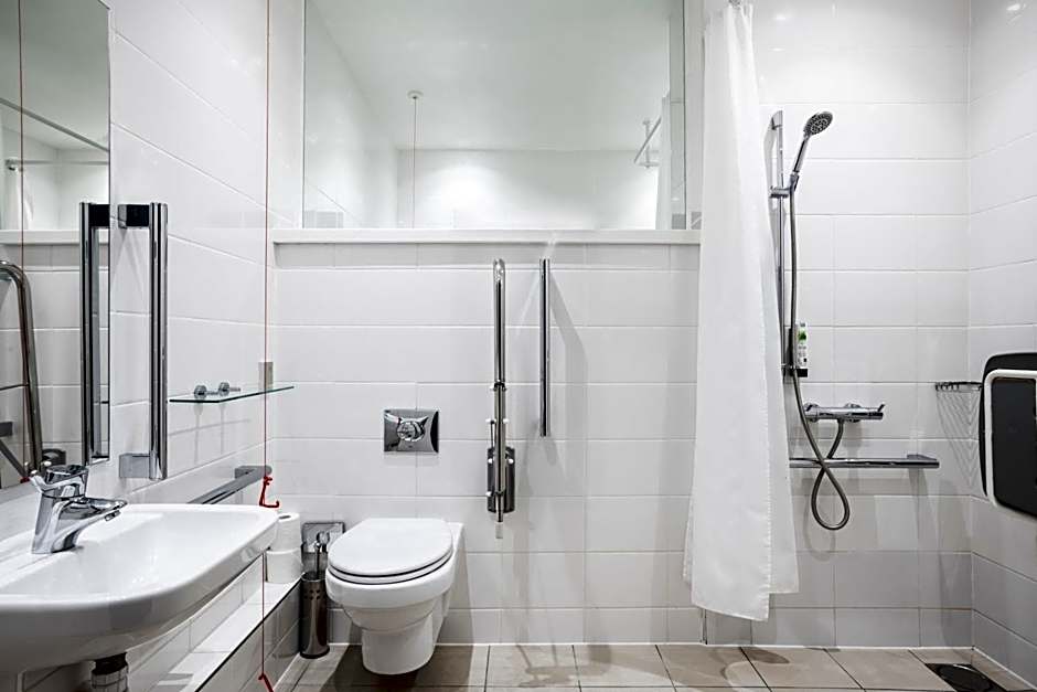 Point A Hotel London Canary Wharf