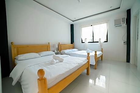 Quadruple Suite - Non-Smoking