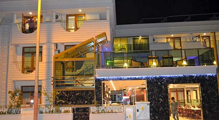 Britannia Hotel